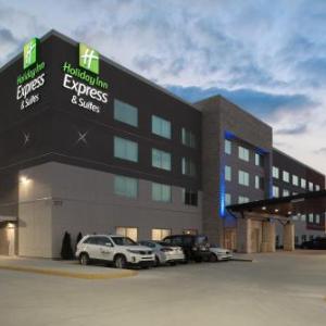 Holiday Inn Express & Suite Kingdom City