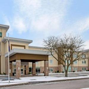 Hotels near York Fairgrounds - La Quinta Inn & Suites by Wyndham York