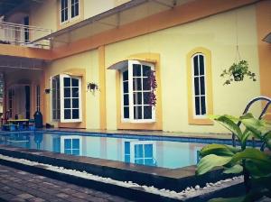 Arimbi Cibulan Suites, Puncak