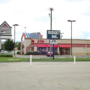 cheapest hotels in muncie indiana