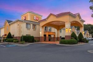 Best Western Plus Suites Greenville, Greenville