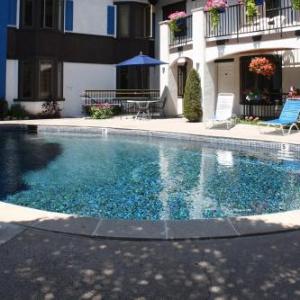 Hotels near Belly Up Aspen - St Moritz Lodge And Condominiums