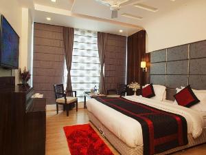 HOTEL DELHI 55 @ NEW DELHI RAILWAY STATION, New Delhi