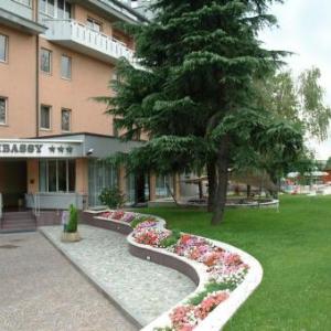 Hotel Embassy