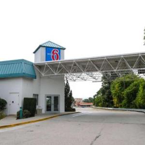 Motel 6-Warwick RI - Providence Airport - I-95