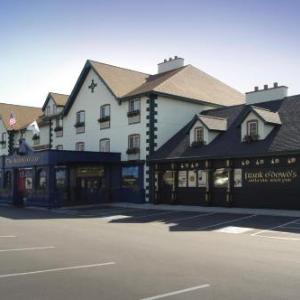 Hotels near ImOn Arena - Irish Cottage Inn & Suites