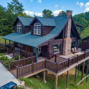 Perky Peaks Lodge