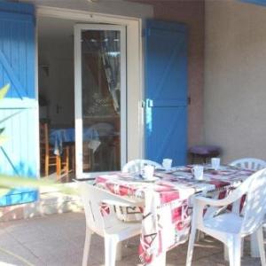 Pavillon dans residence avec piscine Grazel GA090-056