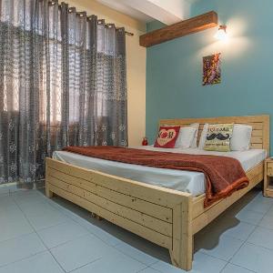 The Rajmahal Retreat I Jacuzzi I Vacations l Pet friendly & 3 Bedroom Villa I Family Events I Sky Bonfire I Kasauli By Exotic Stays