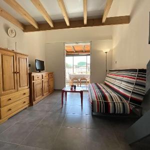 Appartement dernier etage a 300 m de la plage GN020-238