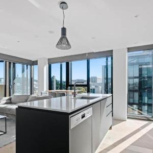 City-Views-Stylish-2bed2bath