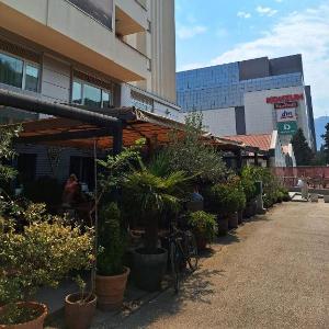 Momento Studio Apartments
