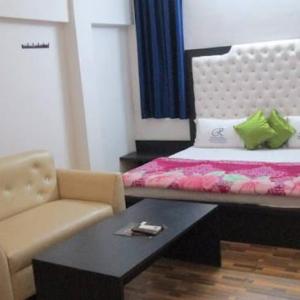 Hotel Awadh Vilas