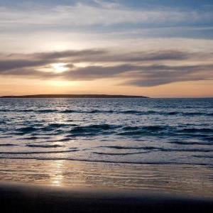 The Pelican - Stunning 3-Bedroom Holiday Home in Langebaan