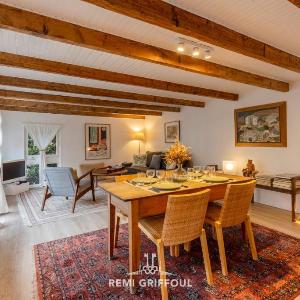 Fenêtres sur cour 3 Duplex in the Heart of the City Center 4 Guests