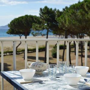 Appartement 2 pièces vue mer à 10m de la plage 5 couchages - AR630-023