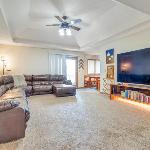Relax at the Summit - 3bd 2b Springfield