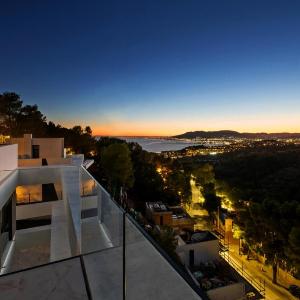 Villas Pinares - SeaCityMountain Views Gym SaltPool BBQ - Beach 2km City 5km