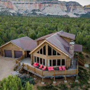Close to Zion Panaramic views Pet Friendly