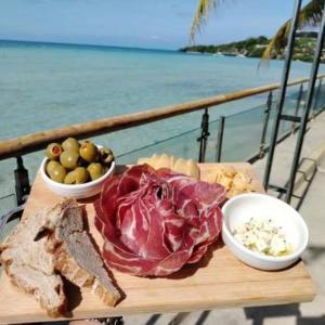 Hydrogen Beach Bar and Resort