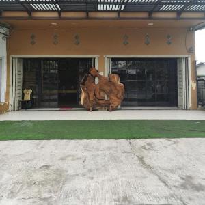 Louise Hotel