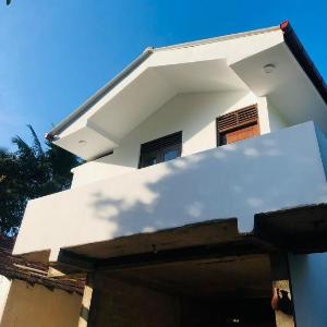 Sunrise villa kathaluwa