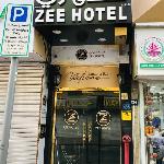 Zee Hotel 