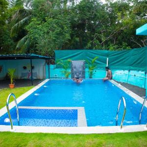 Sky Suite Residency
