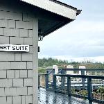 Deer Harbor Cottage & Suites