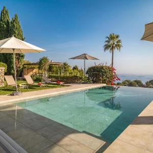 Cozy Home In La Herradura - Almuñec