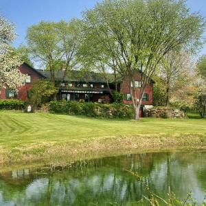 Old Orchard House