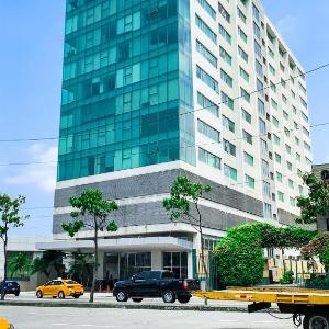 Depa piso alto frente al mall del sol