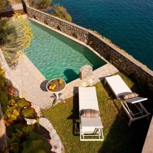 Torre Sponda - Cisterna Private Beach
