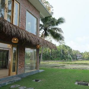 Blue Waves Surf House - Jungle Villa