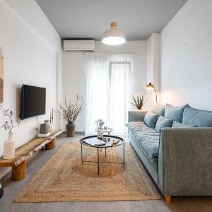 My Happy Greek Home