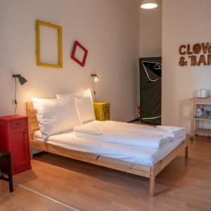 Clown and Bard Hostel