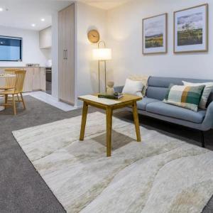 10 Salisbury Cosy 2-Bed Retreat
