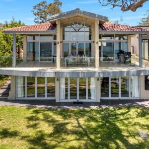 Famagusta - Belle Escapes Jervis Bay