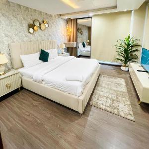 Goldcrest Apartments Lahore