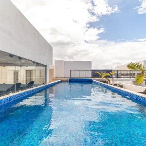King Suite with Private Balcony Gym Rooftop Pool