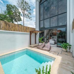 Villa Mogu - New Sophisticated 2 BR Villa 10 Min to The Beach