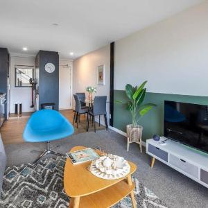 Newtown Tranquility Spacious 2-Bedroom Apartment