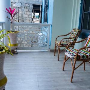 Opheboat Villa and Cuisine Services