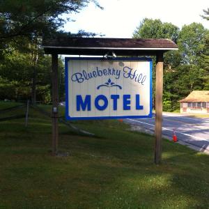 Blueberry Hill Motel