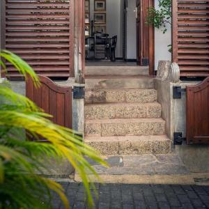Writer's Lodge By Ishq