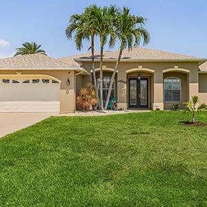 Family Friendly - Private Pool - Sleeps 10