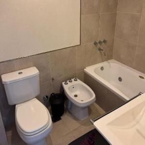 Departamento de tres Ambientes en Excelente Complejo