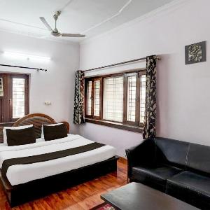 Super Hotel O Krishna Nagar Chowk Formerly City Palace