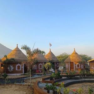Ret Mahal Huts & Resort