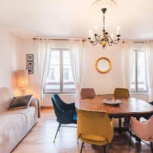 Appartement lumineux 75 m² centre-ville parking wifi 7 couchages - FR-1-821-32